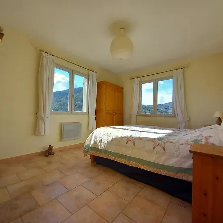 Medievale: Secluded Retreat With Private Pool *