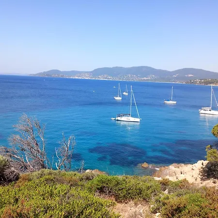 Medievale: Secluded Retreat With Private Pool Claviers